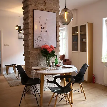 Apartment Pink Rabbit